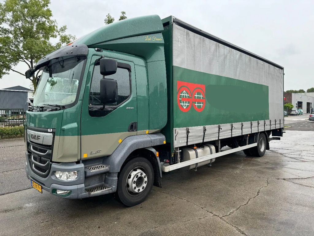 DAF LF 260 4X2 16T DHOLLANDIA LOAD LIFT + TÜV TILL 0 - Plachtové nákladné vozidlo: obrázok 1 DAF LF 260 4X2 16T DHOLLANDIA LOAD LIFT + TÜV TILL 0 - Plachtové nákladné vozidlo: obrázok 1