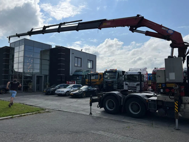 DAF XF 105.460 6X4 EURO 5 + HMF 4220 K6 + REMOTE CONTROL + RETARDER - Auto s hydraulickou rukou: obrázok 2 DAF XF 105.460 6X4 EURO 5 + HMF 4220 K6 + REMOTE CONTROL + RETARDER - Auto s hydraulickou rukou: obrázok 2