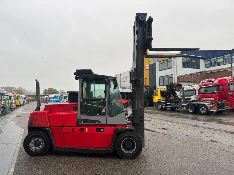Kalmar DCF 80-9 8000 KG 2 STAGE MAST FORK POSITIONER DIESEL - Dieselový vysokozdvižný vozík: obrázok 5 Kalmar DCF 80-9 8000 KG 2 STAGE MAST FORK POSITIONER DIESEL - Dieselový vysokozdvižný vozík: obrázok 5