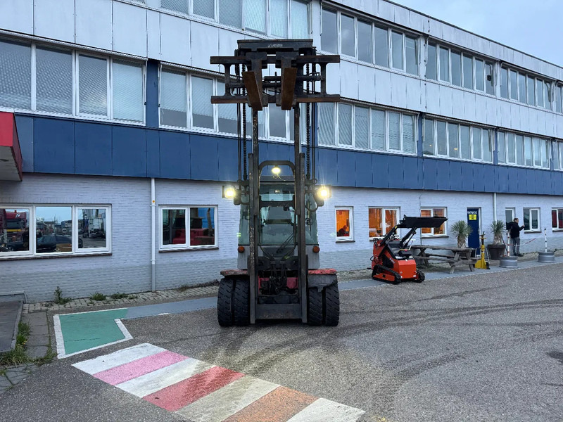 Kalmar DCF 80-9 8000 KG 3500 MM LIFT HEIGHT FORK POSITIONER - Dieselový vysokozdvižný vozík: obrázok 2 Kalmar DCF 80-9 8000 KG 3500 MM LIFT HEIGHT FORK POSITIONER - Dieselový vysokozdvižný vozík: obrázok 2