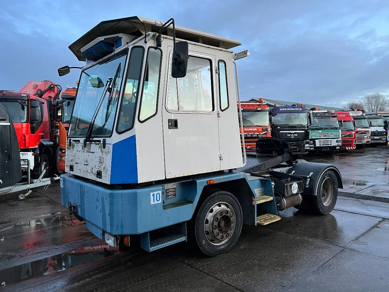Mafi MT25T131C 4X2 *GEARBOX DON'T GO IN REVERSE* MT25T131C - Terminálový ťahač: obrázok 1 Mafi MT25T131C 4X2 *GEARBOX DON'T GO IN REVERSE* MT25T131C - Terminálový ťahač: obrázok 1