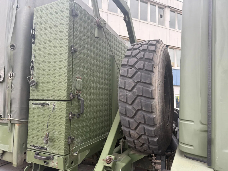 Mercedes-Benz ATEGO 1018 A 4X4 ONLY 63965 KM - Plachtové nákladné vozidlo: obrázok 4 Mercedes-Benz ATEGO 1018 A 4X4 ONLY 63965 KM - Plachtové nákladné vozidlo: obrázok 4