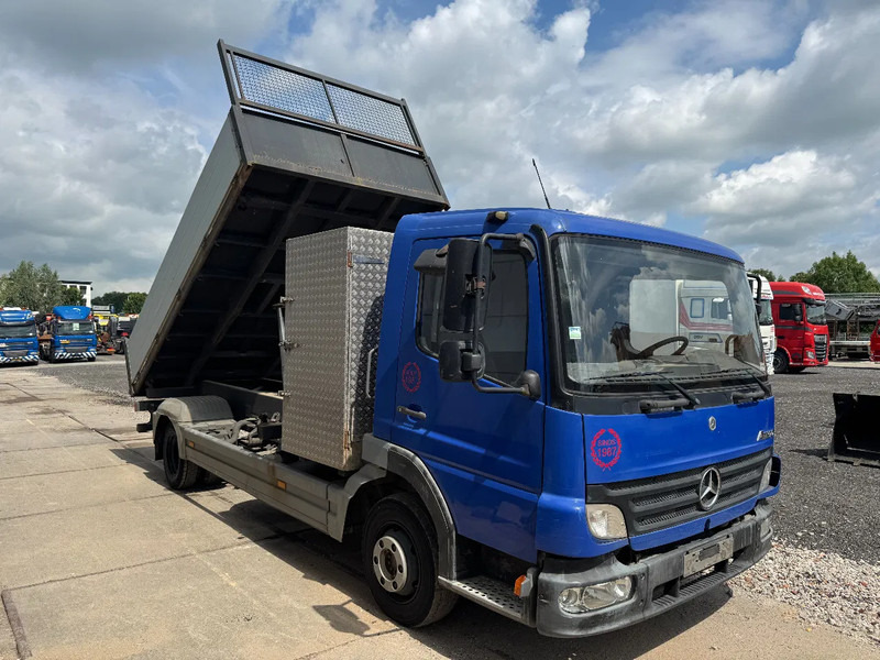 Mercedes-Benz Atego 815 4X2 3 WAY KIPPER FULL STEEL MANUAL GEAR - Sklápač: obrázok 2 Mercedes-Benz Atego 815 4X2 3 WAY KIPPER FULL STEEL MANUAL GEAR - Sklápač: obrázok 2