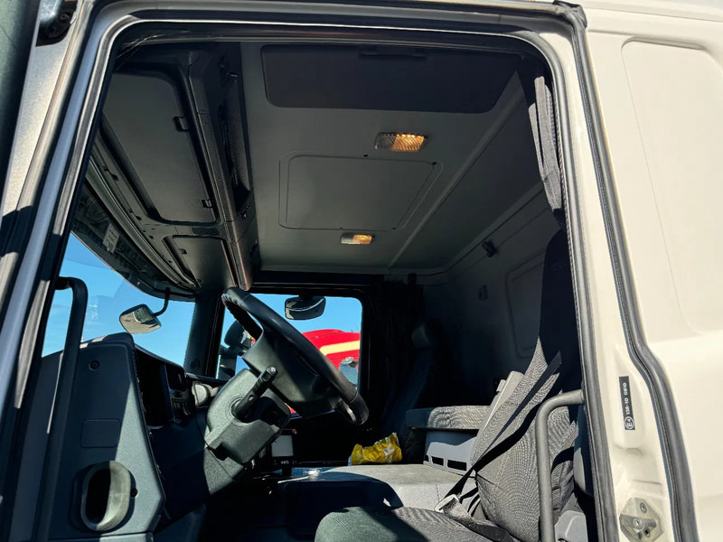 Nákladné auto Scania P400 8X4 MULTITEL J360 60METER EURO 5: obrázok 17