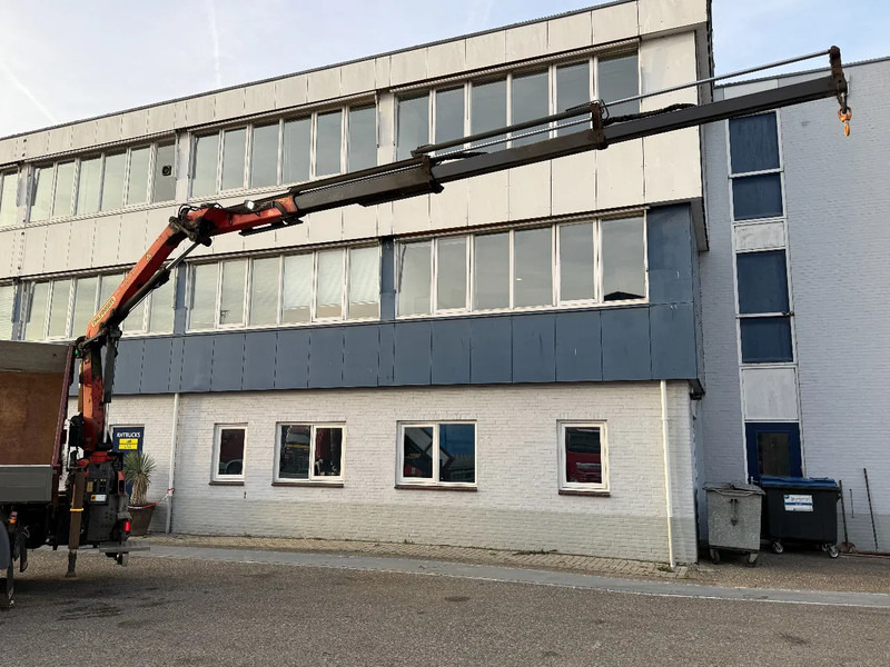 Scania G370 4X4 EURO 6 + 3-SIDE TIPPER + PALFINGER PK9002 + REMOTE - Sklápač, Auto s hydraulickou rukou: obrázok 4 Scania G370 4X4 EURO 6 + 3-SIDE TIPPER + PALFINGER PK9002 + REMOTE - Sklápač, Auto s hydraulickou rukou: obrázok 4