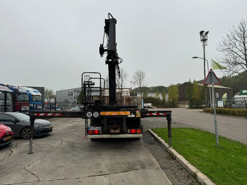 Scania P124-360 6X4 EURO 2 HIAB 200 C-5 ALL 2000 - Auto s hydraulickou rukou: obrázok 5 Scania P124-360 6X4 EURO 2 HIAB 200 C-5 ALL 2000 - Auto s hydraulickou rukou: obrázok 5
