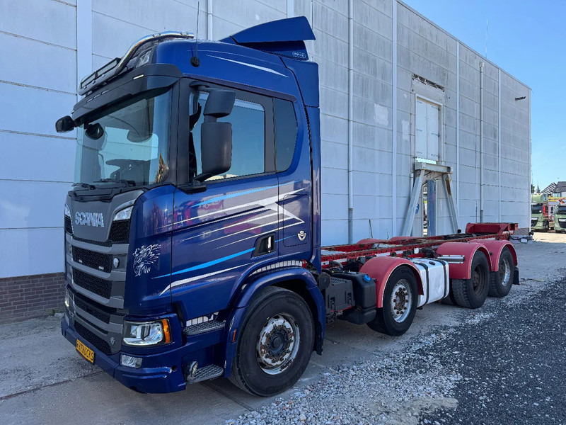 Scania R730 V8 8X4 EURO 6 HUB REDUCTION RETARDER - Podvozek s kabinou: obrázok 1 Scania R730 V8 8X4 EURO 6 HUB REDUCTION RETARDER - Podvozek s kabinou: obrázok 1