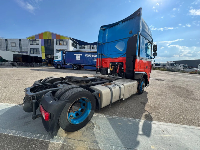 DAF XF 440 4X2 EURO 6 LOW DECK - Ťahač: obrázok 5 DAF XF 440 4X2 EURO 6 LOW DECK - Ťahač: obrázok 5