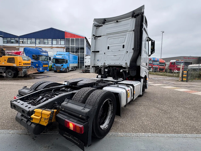 Mercedes-Benz Actros 1842 4X2 EURO 6 MEGA DOUBLE TANK - Ťahač: obrázok 5 Mercedes-Benz Actros 1842 4X2 EURO 6 MEGA DOUBLE TANK - Ťahač: obrázok 5