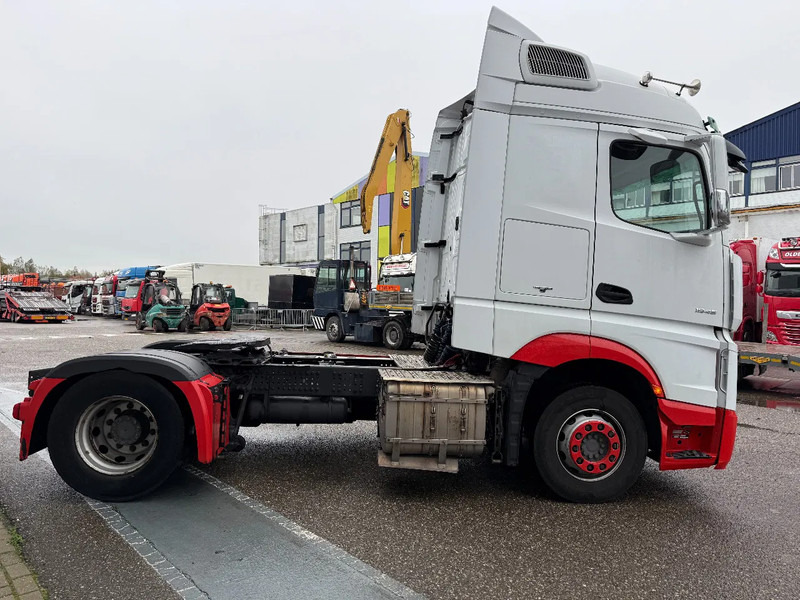 Mercedes-Benz Actros 1945 4X2 EURO 6 - NL TRUCK 1st OWNER (1845) - Ťahač: obrázok 4 Mercedes-Benz Actros 1945 4X2 EURO 6 - NL TRUCK 1st OWNER (1845) - Ťahač: obrázok 4