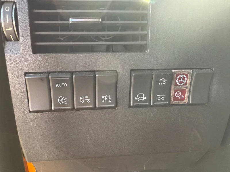 Ťahač Volvo FH 4 540, 8X4, 703656 KM, INTARDER TUV 25-02-2026: obrázok 19
