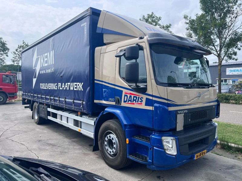 Volvo FE 250 4X2 EURO 6 - 19 TON + DHOLLANDIA - Plachtové nákladné vozidlo: obrázok 3 Volvo FE 250 4X2 EURO 6 - 19 TON + DHOLLANDIA - Plachtové nákladné vozidlo: obrázok 3