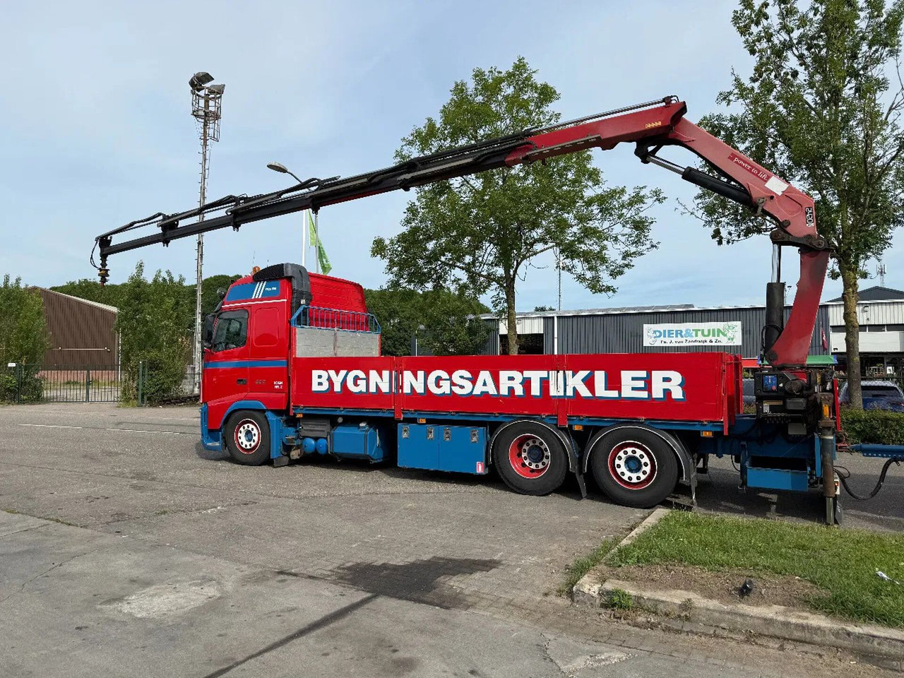 Volvo FH 600 - 6X2 - EURO 5 + HMF 2420 K5 + REMOTE - Valníkový/ Plošinový nákladný automobil, Auto s hydraulickou rukou: obrázok 4 Volvo FH 600 - 6X2 - EURO 5 + HMF 2420 K5 + REMOTE - Valníkový/ Plošinový nákladný automobil, Auto s hydraulickou rukou: obrázok 4
