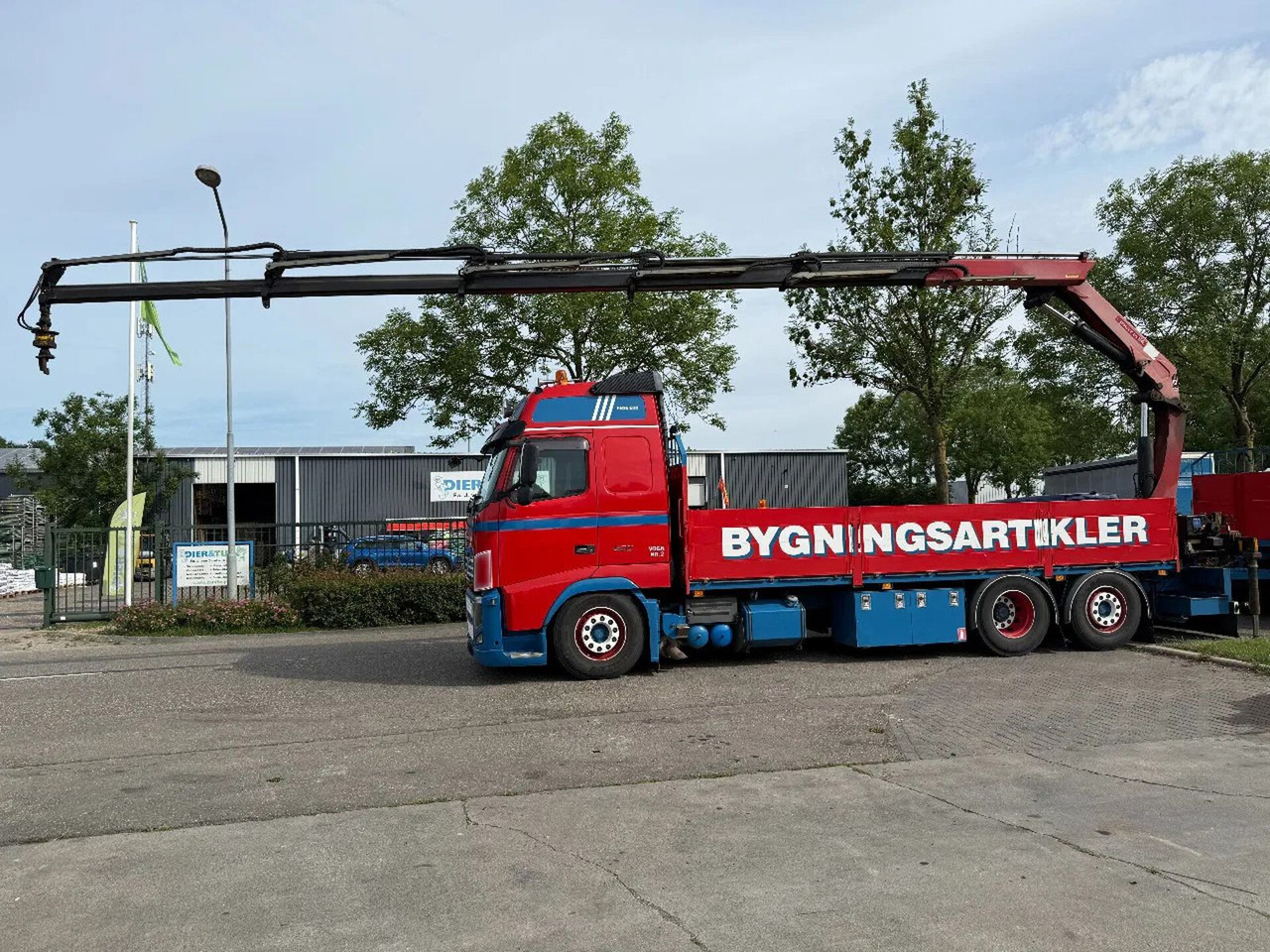 Volvo FH 600 - 6X2 - EURO 5 + HMF 2420 K5 + REMOTE - Valníkový/ Plošinový nákladný automobil, Auto s hydraulickou rukou: obrázok 1 Volvo FH 600 - 6X2 - EURO 5 + HMF 2420 K5 + REMOTE - Valníkový/ Plošinový nákladný automobil, Auto s hydraulickou rukou: obrázok 1