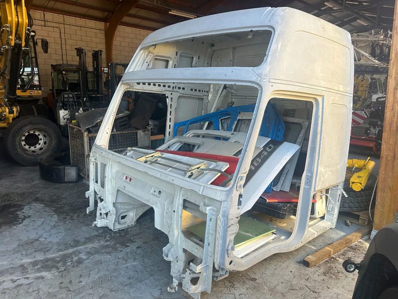 Volvo FH XL - Kabína a interiér pre Nákladné auto: obrázok 1 Volvo FH XL - Kabína a interiér pre Nákladné auto: obrázok 1