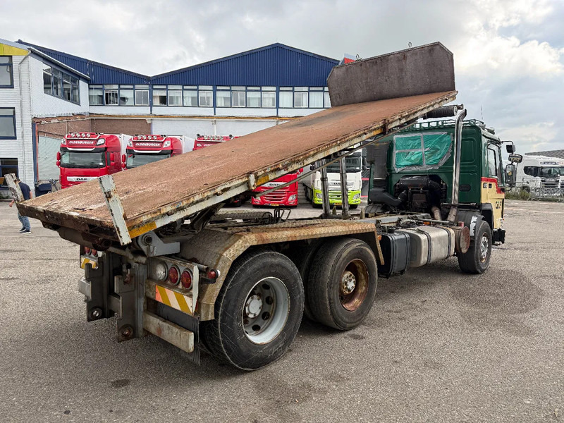 Volvo FL 12.420 6X2 MANUAL GEAR / FULL STEEL SUSP. / 10 TYRES / HUB REDUCT. + CABLELIFT TIPPER + CONTAINER FLATBED - Nákladne vozidlo - káblový systém: obrázok 4 Volvo FL 12.420 6X2 MANUAL GEAR / FULL STEEL SUSP. / 10 TYRES / HUB REDUCT. + CABLELIFT TIPPER + CONTAINER FLATBED - Nákladne vozidlo - káblový systém: obrázok 4