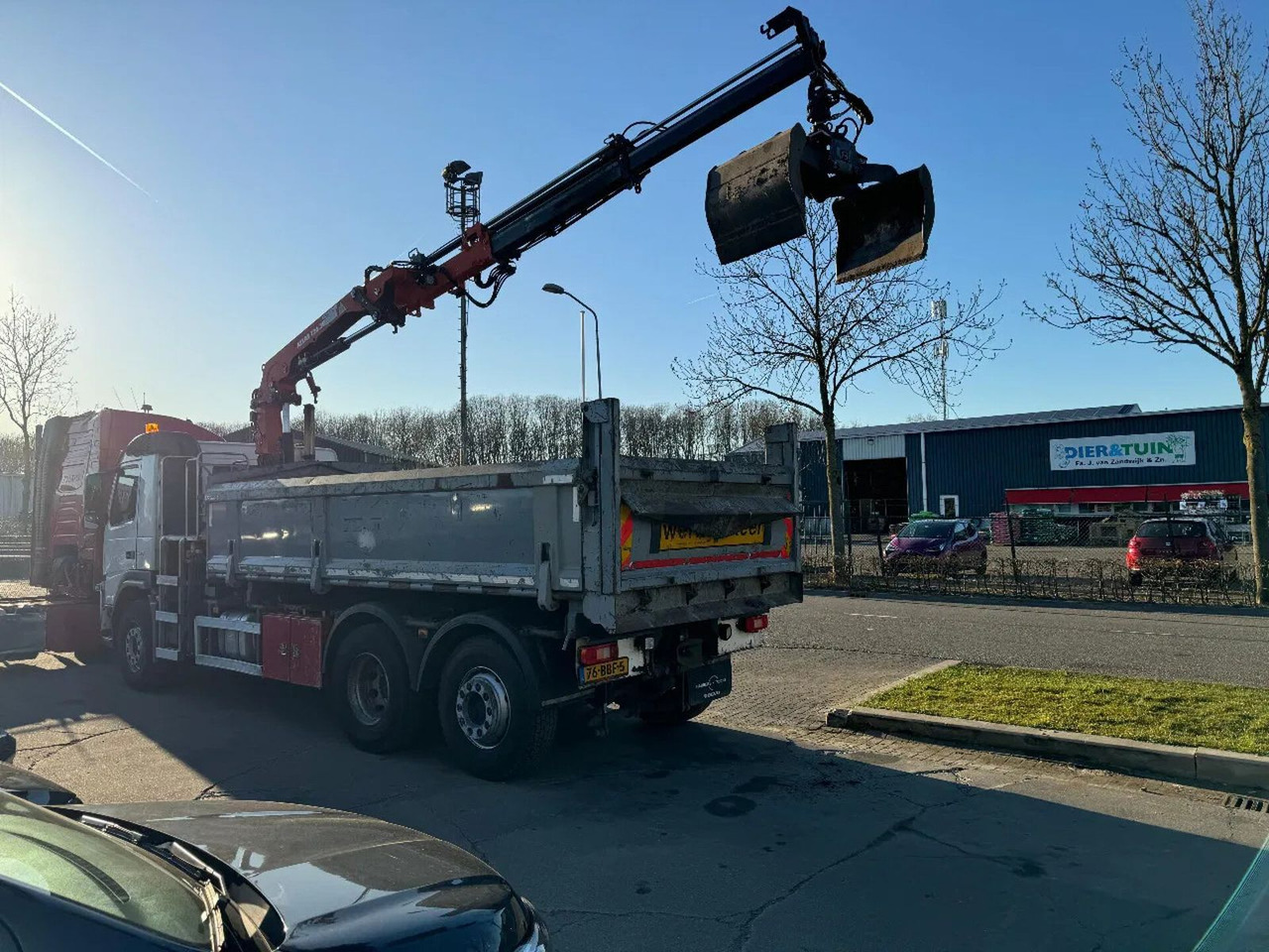 Volvo FM 330 6X2 - EURO 5 + ATLAS 126.3E A2 + REMOTE + - Sklápač, Auto s hydraulickou rukou: obrázok 4 Volvo FM 330 6X2 - EURO 5 + ATLAS 126.3E A2 + REMOTE + - Sklápač, Auto s hydraulickou rukou: obrázok 4