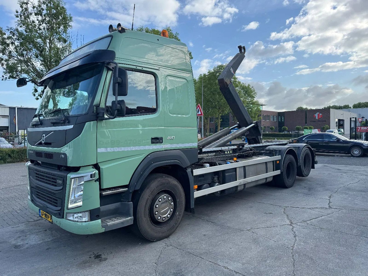 Volvo FM 410 6X2 EURO 6 VDL 21T HOOK - Hákový nosič kontajnerov: obrázok 1 Volvo FM 410 6X2 EURO 6 VDL 21T HOOK - Hákový nosič kontajnerov: obrázok 1