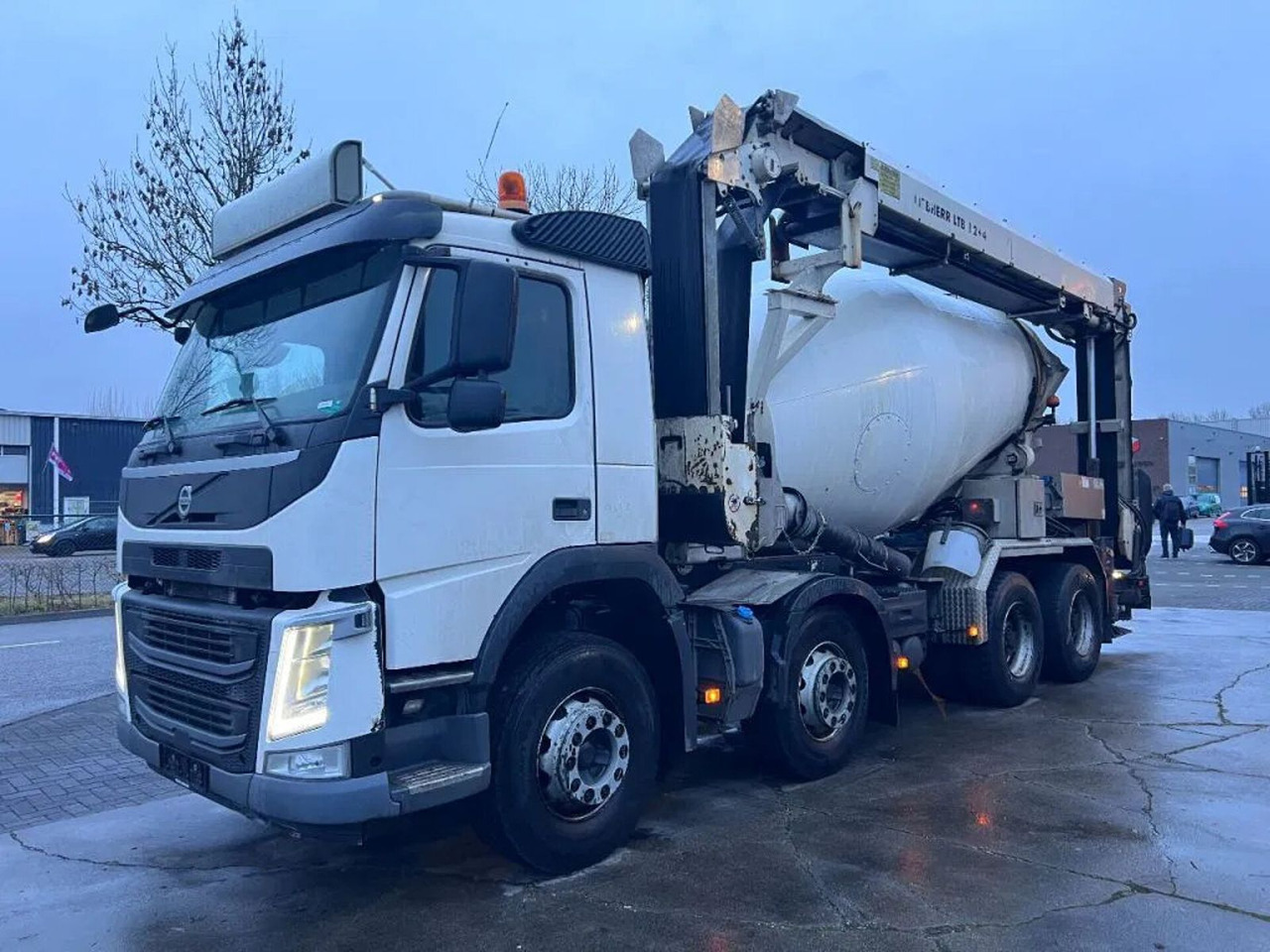 Volvo FM 410 8X4 - 3 UNITS! + MIXER 9m3 + LIEBHERR CON Volvo FM 410 8X4 - 3 UNITS! + MIXER 9m3 + LIEBHERR CON - Domiešavač: obrázok 1 Volvo FM 410 8X4 - 3 UNITS! + MIXER 9m3 + LIEBHERR CON Volvo FM 410 8X4 - 3 UNITS! + MIXER 9m3 + LIEBHERR CON - Domiešavač: obrázok 1