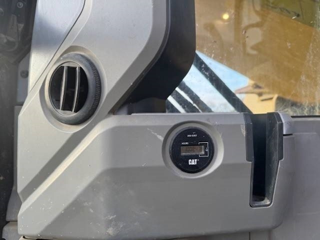 Pásové rýpadlo CAT 323 EL: obrázok 17 Pásové rýpadlo CAT 323 EL: obrázok 17