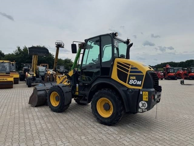 KOMATSU WA 80M - Kolesový nakladač: obrázok 1 KOMATSU WA 80M - Kolesový nakladač: obrázok 1