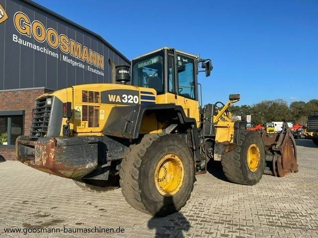 KOMATSU WA320-5 - Kolesový nakladač: obrázok 2 KOMATSU WA320-5 - Kolesový nakladač: obrázok 2