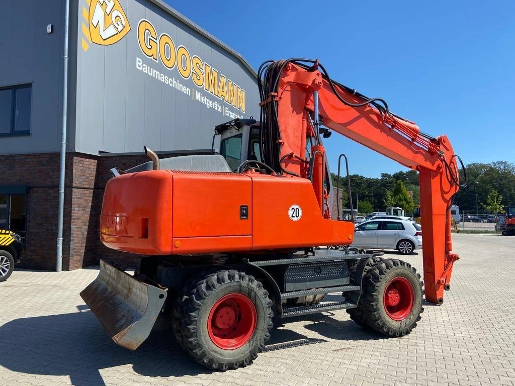 Liebherr A 900 C - Kolesové rýpadlo: obrázok 2 Liebherr A 900 C - Kolesové rýpadlo: obrázok 2