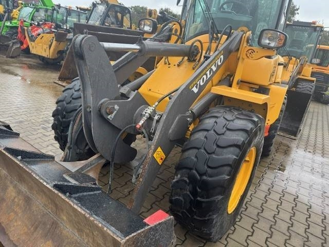 Volvo L 30 G  - Kolesový nakladač: obrázok 4 Volvo L 30 G  - Kolesový nakladač: obrázok 4