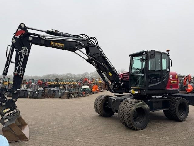 Yanmar B 110 W - Kolesové rýpadlo: obrázok 1 Yanmar B 110 W - Kolesové rýpadlo: obrázok 1