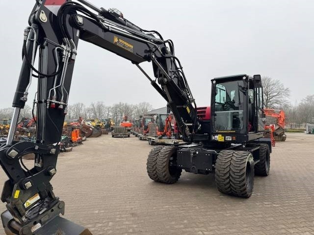 Yanmar B 110 W - Kolesové rýpadlo: obrázok 2 Yanmar B 110 W - Kolesové rýpadlo: obrázok 2