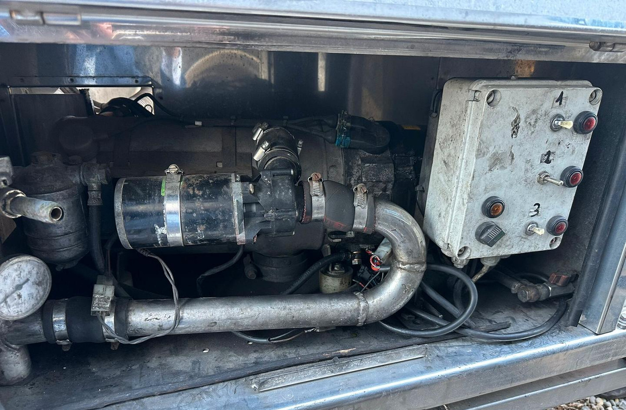 Semirimorchio cisterna Feldbinder - Cisternový náves: obrázok 5 Semirimorchio cisterna Feldbinder - Cisternový náves: obrázok 5