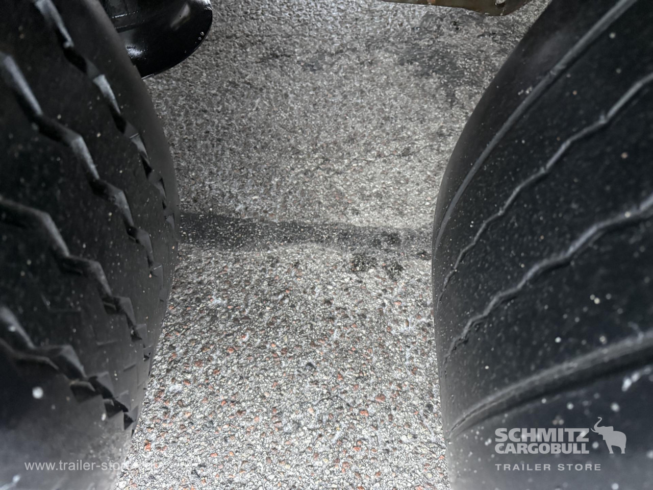 KRONE Curtainsider Standard - Plachtový náves: obrázok 4 KRONE Curtainsider Standard - Plachtový náves: obrázok 4