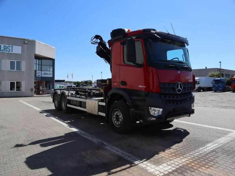 Mercedes-Benz Arocs 2643 euro 6 - Nákladne vozidlo - káblový systém: obrázok 3 Mercedes-Benz Arocs 2643 euro 6 - Nákladne vozidlo - káblový systém: obrázok 3