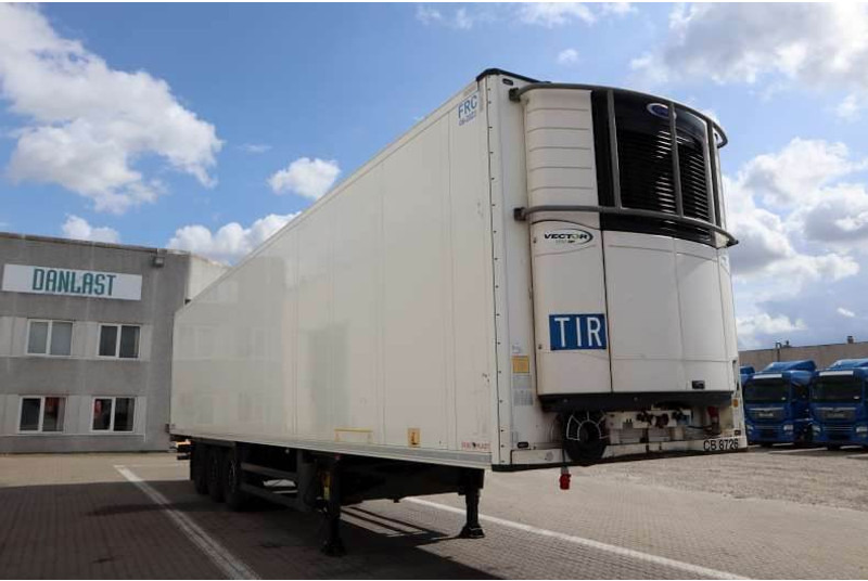 Schmitz Cargobull Reefertrailer/Kühlauflieger/køletrailer - Náves chladírenské: obrázok 2 Schmitz Cargobull Reefertrailer/Kühlauflieger/køletrailer - Náves chladírenské: obrázok 2