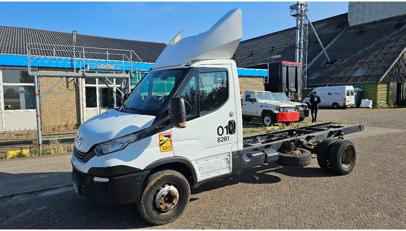 Iveco Daily IS70CI2BA - Podvozek s kabinou: obrázok 1 Iveco Daily IS70CI2BA - Podvozek s kabinou: obrázok 1