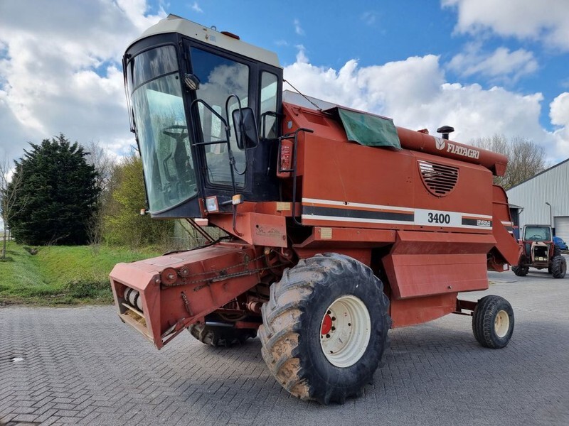 Laverda 3400 - Obilný kombajn: obrázok 1 Laverda 3400 - Obilný kombajn: obrázok 1