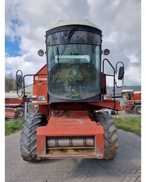 Laverda 3400 - Obilný kombajn: obrázok 2 Laverda 3400 - Obilný kombajn: obrázok 2