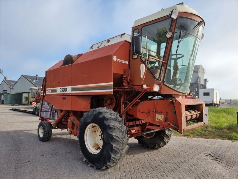 Laverda 3500 - Obilný kombajn: obrázok 3 Laverda 3500 - Obilný kombajn: obrázok 3