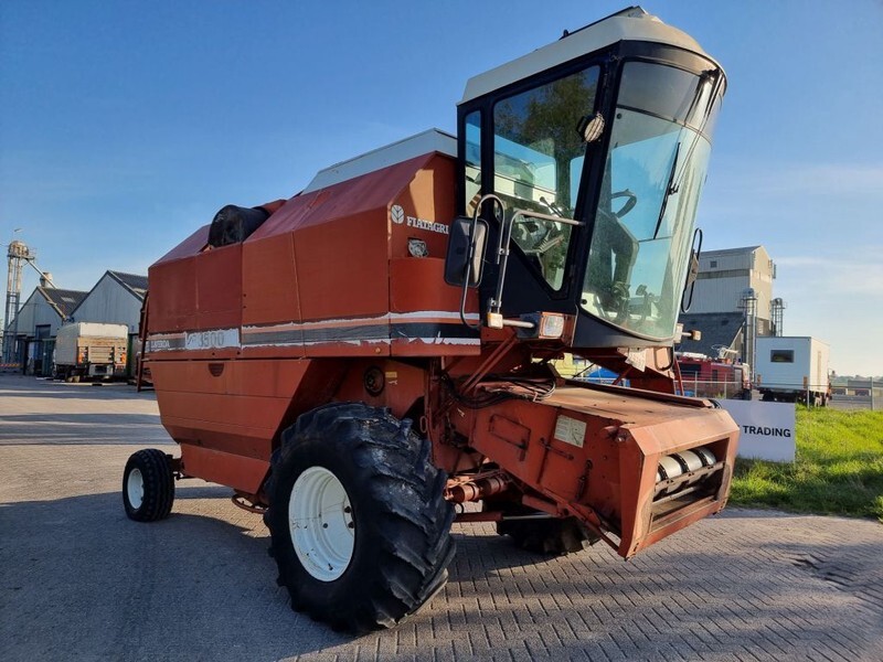 Laverda 3500 - Obilný kombajn: obrázok 3 Laverda 3500 - Obilný kombajn: obrázok 3