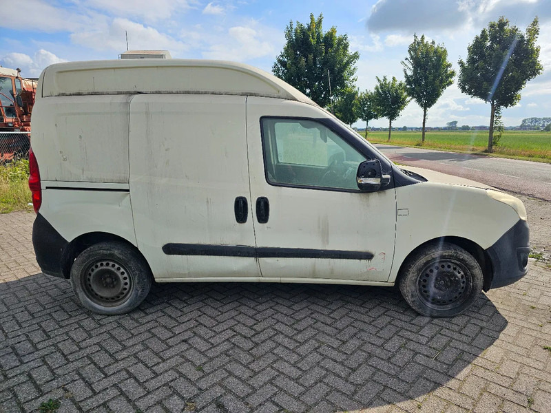 Opel Combo Combo-D-VANWXD1BA8AA - Automobil: obrázok 4 Opel Combo Combo-D-VANWXD1BA8AA - Automobil: obrázok 4
