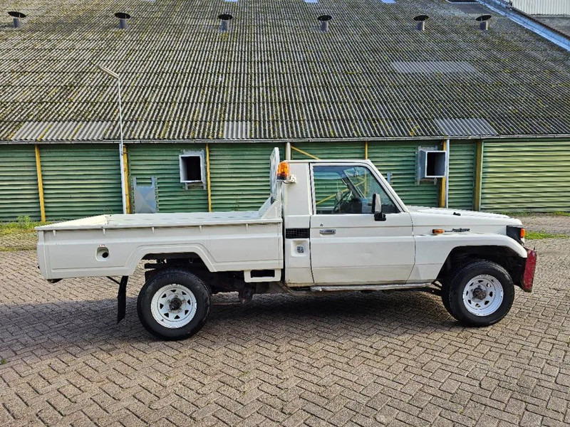 Toyota Land Cruiser LB71MOD - Automobil: obrázok 4 Toyota Land Cruiser LB71MOD - Automobil: obrázok 4