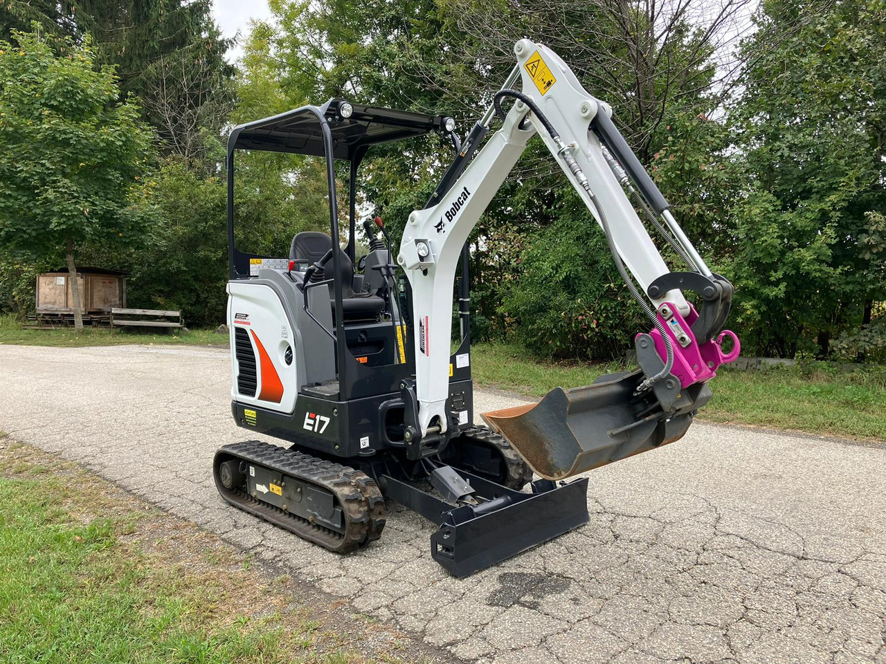 BOBCAT E17 - Mini rýpadlo: obrázok 5 BOBCAT E17 - Mini rýpadlo: obrázok 5