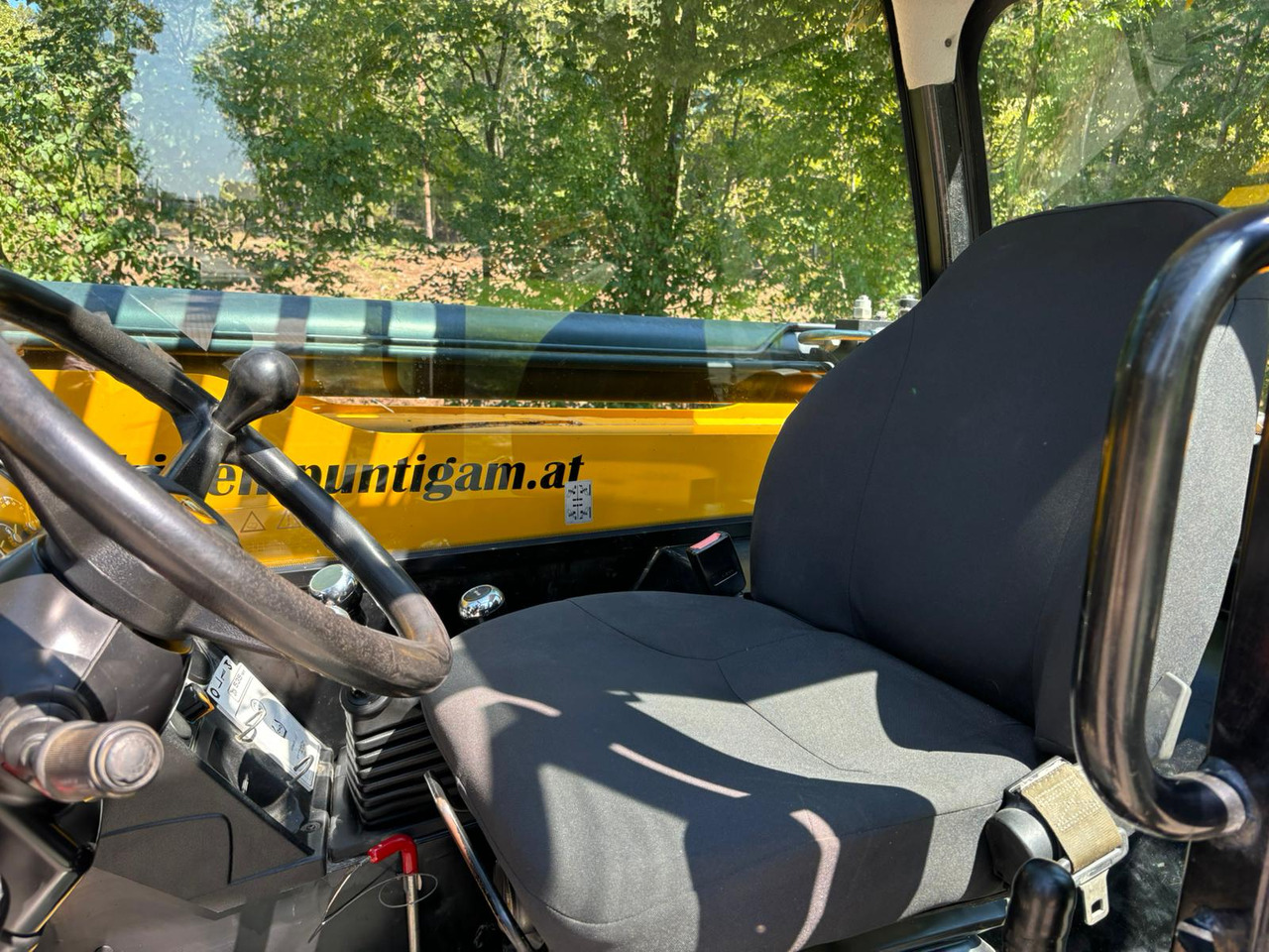 Teleskopický kolesový nakladač JCB 535-125: obrázok 10