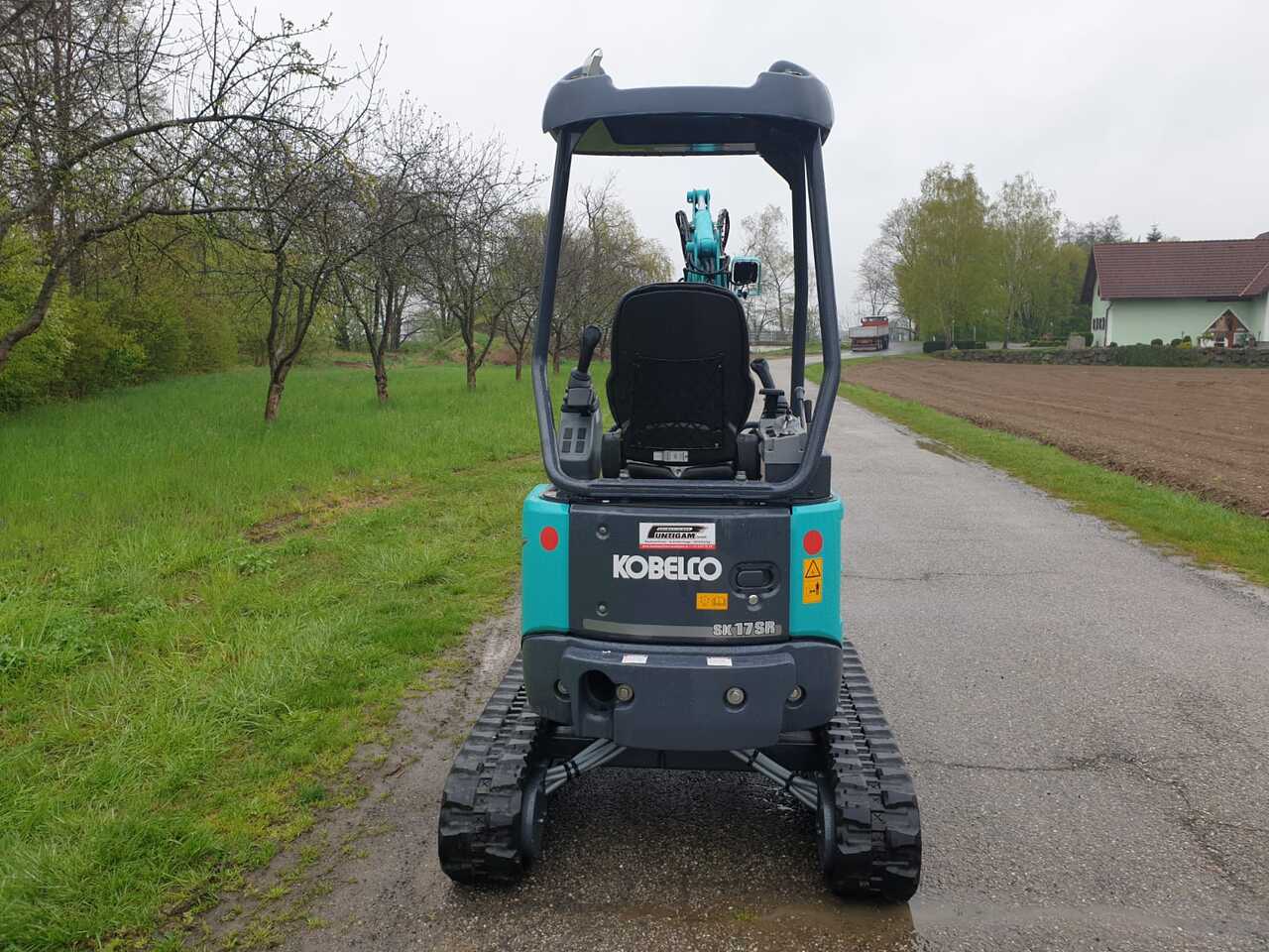 KOBELCO SK 17 SR-3E - Mini rýpadlo: obrázok 5 KOBELCO SK 17 SR-3E - Mini rýpadlo: obrázok 5