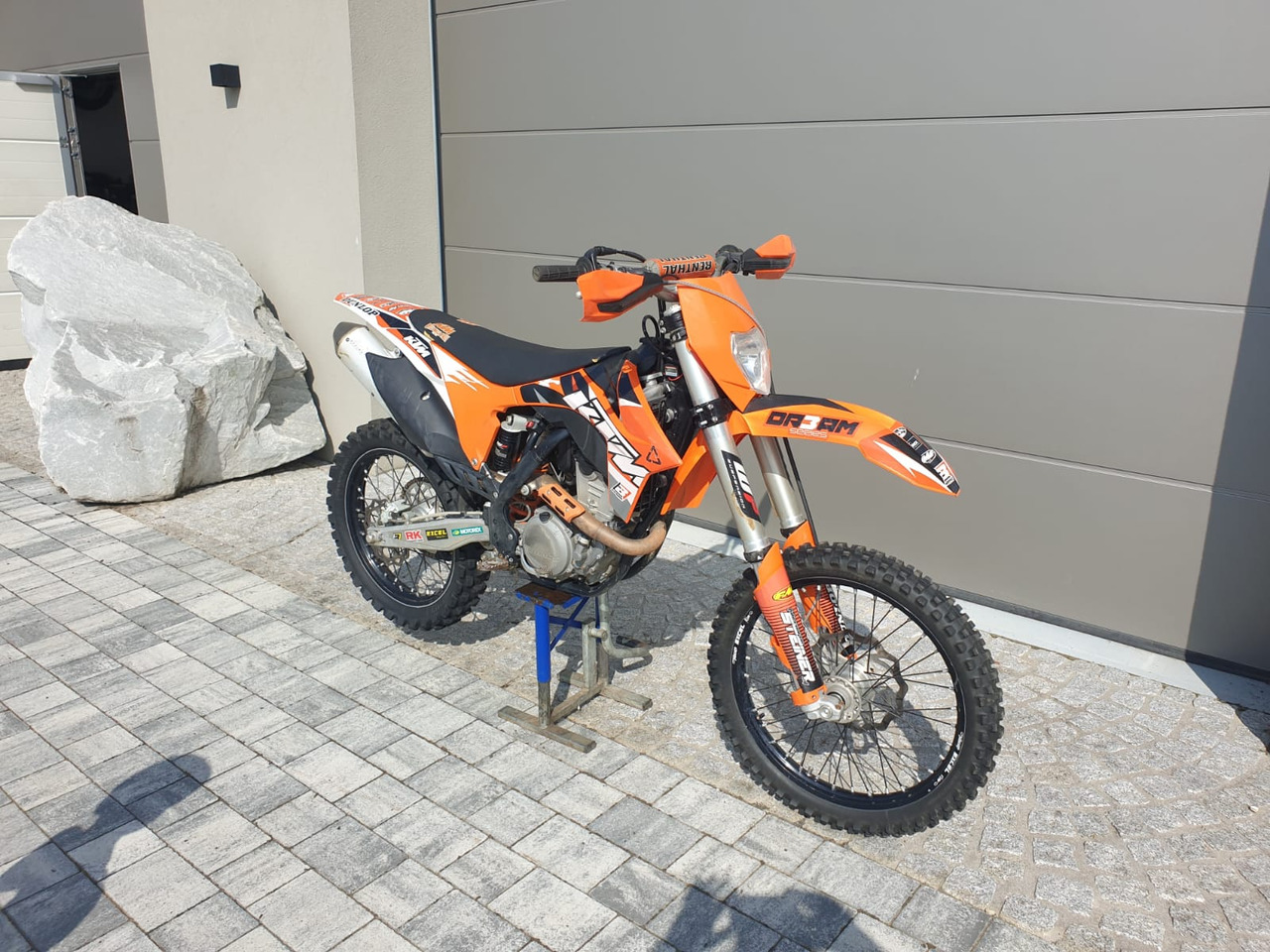 KTM 350 - Motocykel: obrázok 4 KTM 350 - Motocykel: obrázok 4