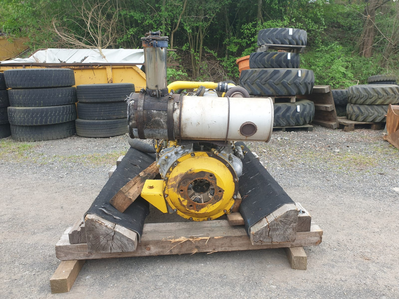 Mitsubishi - Motor pre Pásové rýpadlo: obrázok 3 Mitsubishi - Motor pre Pásové rýpadlo: obrázok 3