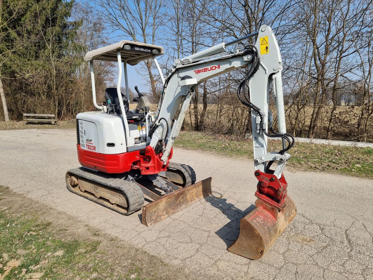 TAKEUCHI TB 23 R - Mini rýpadlo: obrázok 4 TAKEUCHI TB 23 R - Mini rýpadlo: obrázok 4