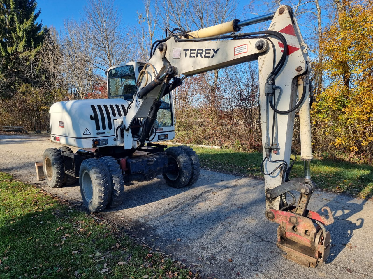 TEREX TW 85 - Kolesové rýpadlo: obrázok 4 TEREX TW 85 - Kolesové rýpadlo: obrázok 4