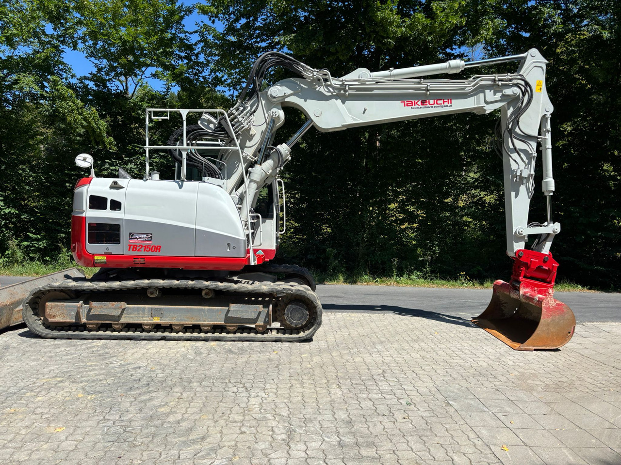 Takeuchi TB 2150 R - Pásové rýpadlo: obrázok 2 Takeuchi TB 2150 R - Pásové rýpadlo: obrázok 2