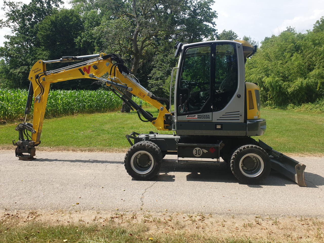 Kolesové rýpadlo Wacker Neuson EW 65: obrázok 1